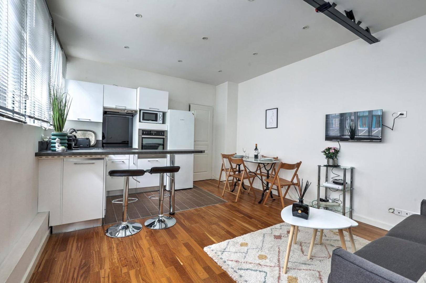 650 Suite Julius - Superb Apartment In Paris Bagian luar foto